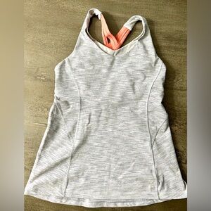 Lululemon stash n run tank, size 6